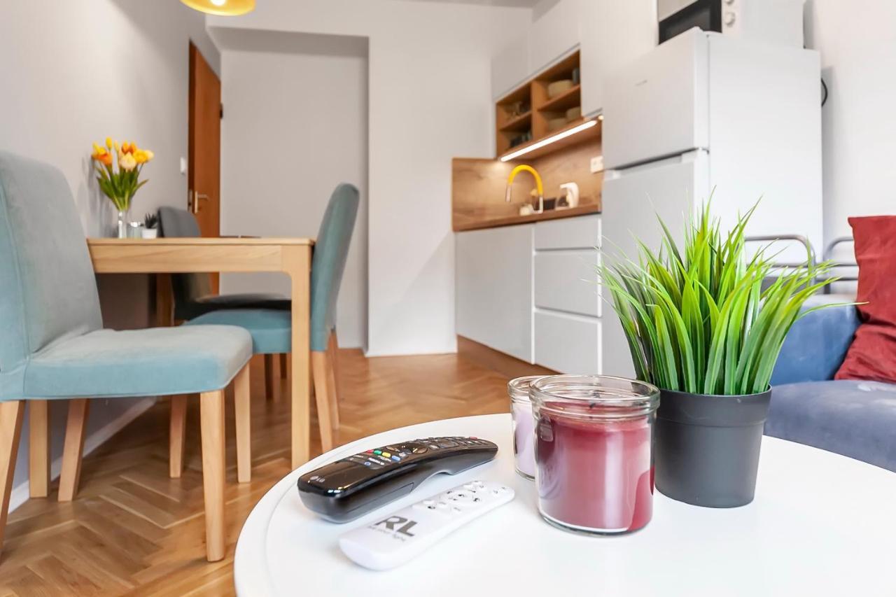 Popular Location / Street View / 4 Ppl / Netflix Apartment ปราก ภายนอก รูปภาพ