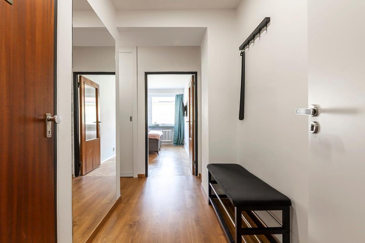 Popular Location / Street View / 4 Ppl / Netflix Apartment ปราก ภายนอก รูปภาพ